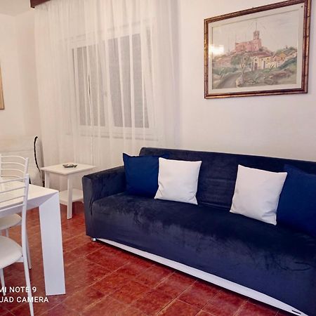 דירות לה מדלנה Residenza M.E.M. La Maddalena מראה חיצוני תמונה