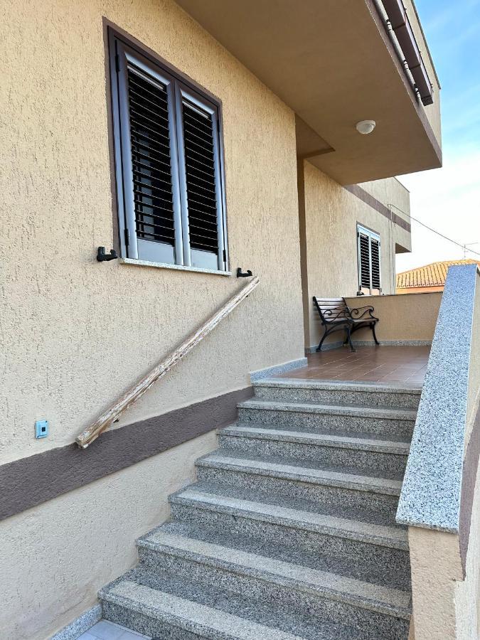 דירות לה מדלנה Residenza M.E.M. La Maddalena מראה חיצוני תמונה