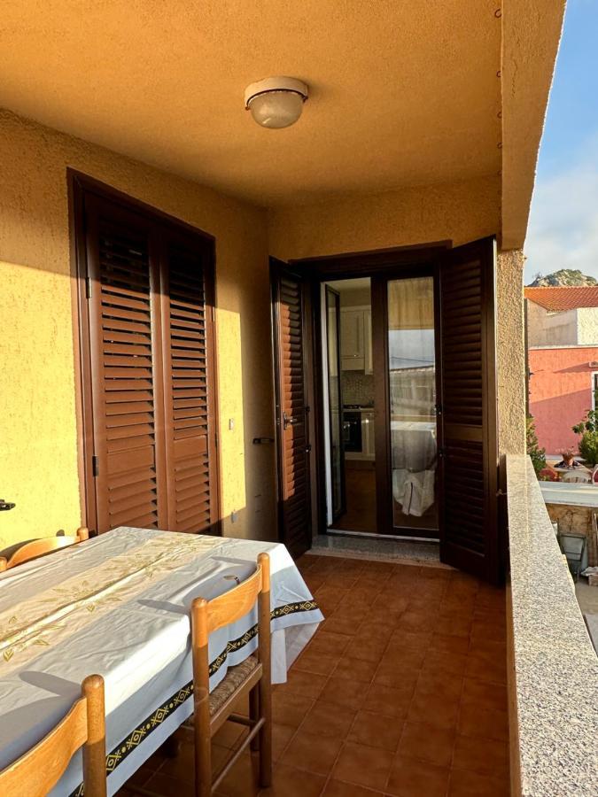 דירות לה מדלנה Residenza M.E.M. La Maddalena מראה חיצוני תמונה