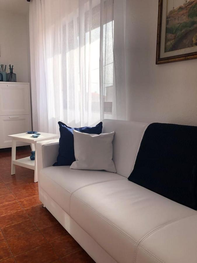 דירות לה מדלנה Residenza M.E.M. La Maddalena מראה חיצוני תמונה