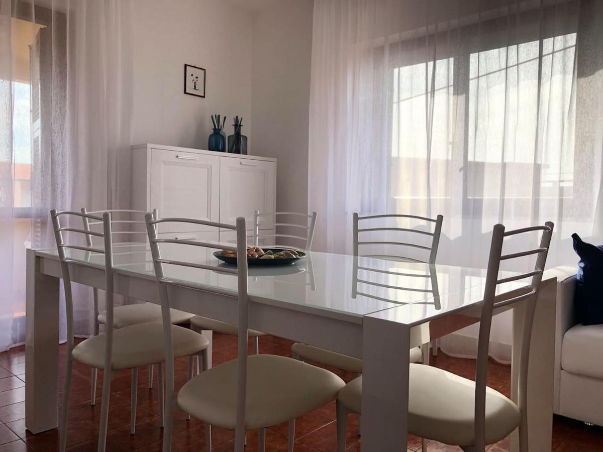 דירות לה מדלנה Residenza M.E.M. La Maddalena מראה חיצוני תמונה